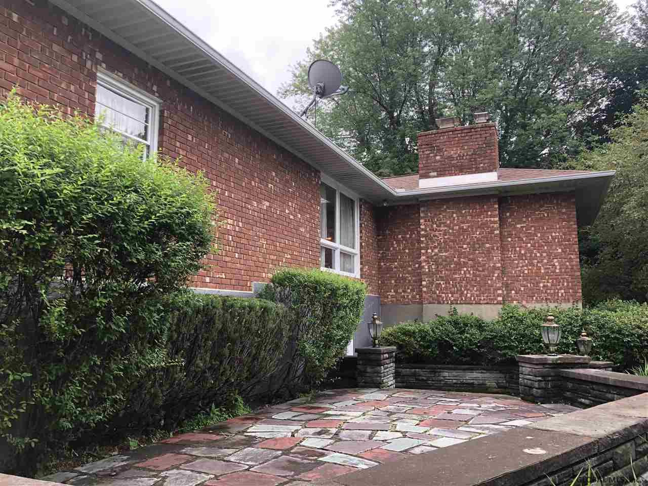 206 Forts Ferry Road Colonie, NY 12110 - Photo 2 of 34 Photo 2