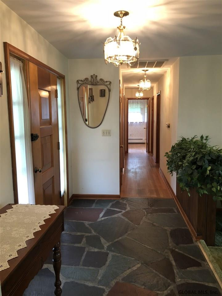 206 Forts Ferry Road Colonie, NY 12110 - Photo 25 of 34 Photo 25