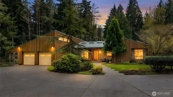 $1,315,000 | 28946 South Skagit Highway, Sedro-Woolley, WA 98284
