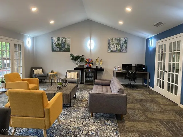 $1,199 | 1360 West Isabella Avenue, Unit 1, Mesa, AZ 85202