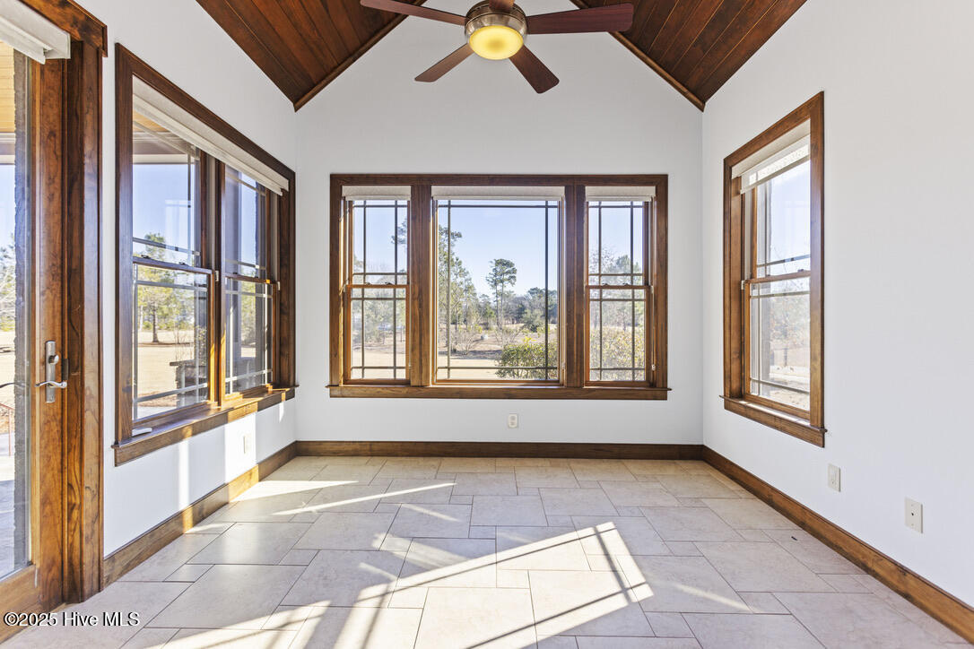 134 Pine Ridge Drive Wallace, NC 28466 - Photo 17 of 71 Sun Room