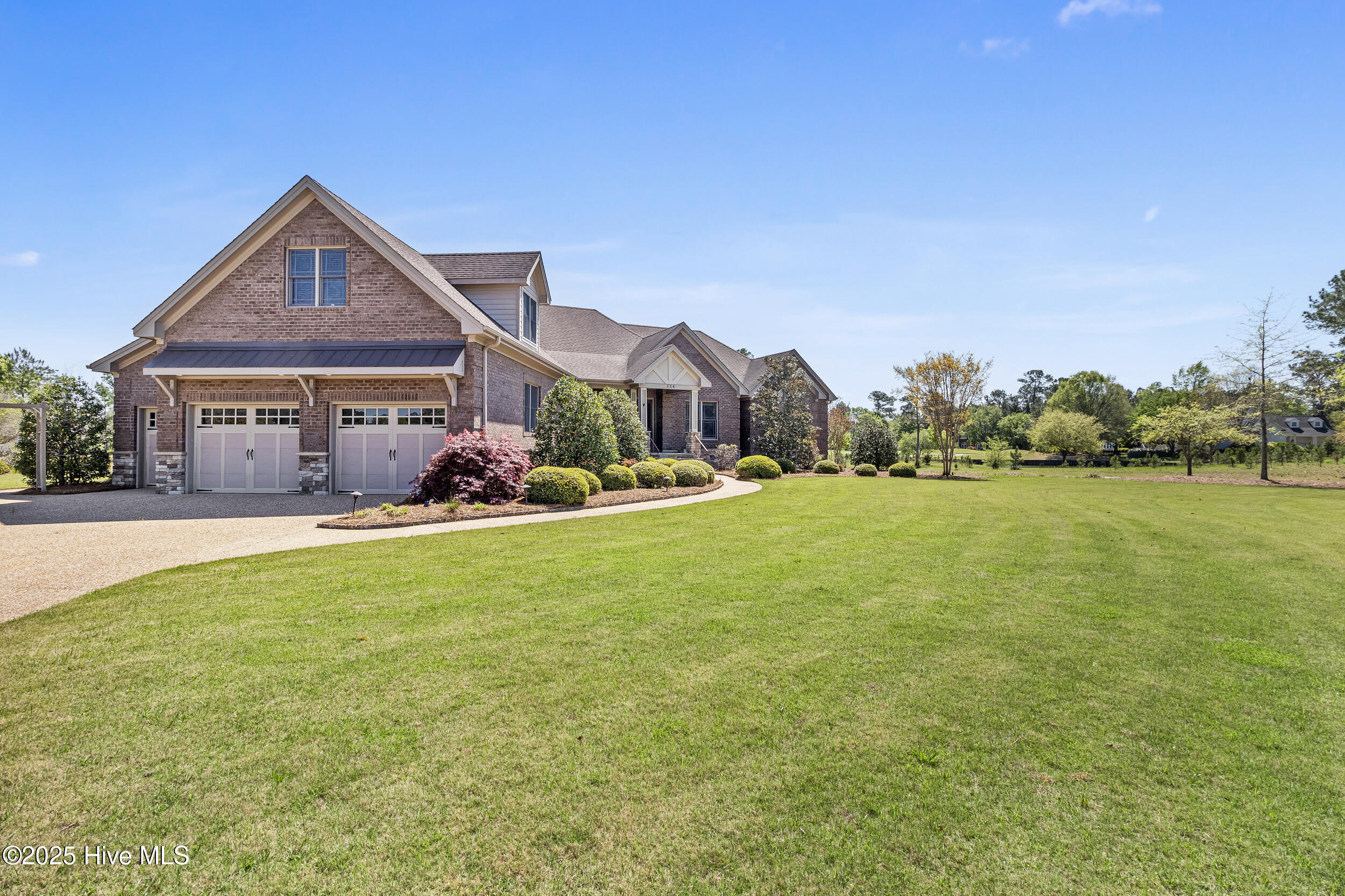 134 Pine Ridge Drive Wallace, NC 28466 - Photo 3 of 71 3 car garage