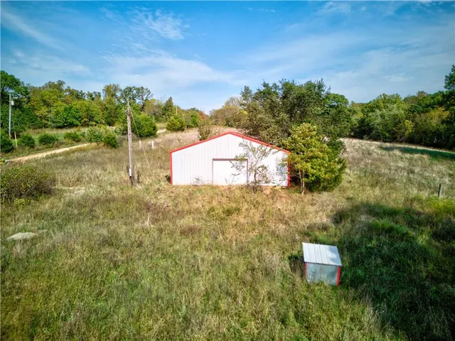 $540,000 | 11705 South 2395 Road, Dunnegan, MO 65640