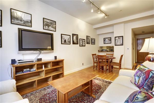 5 Appleton Street, Unit 2C Boston, MA 02116 - Photo 5 of 10 Gallery Image 5
