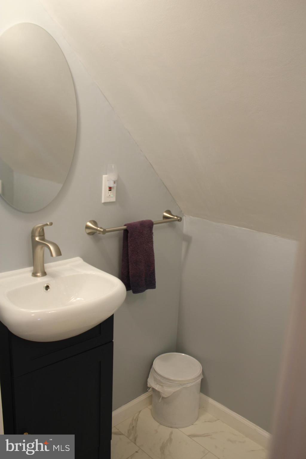 1352 Valley Road Woodlyn, PA 19094 - Photo 26 of 38 Gallery Image 26