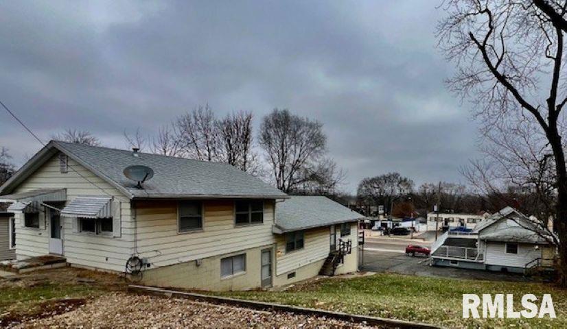 5807 South Adams Street Bartonville, IL 61607 - Photo 3 of 12