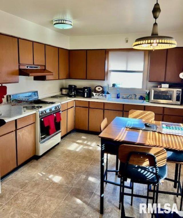 5807 South Adams Street Bartonville, IL 61607 - Photo 7 of 12