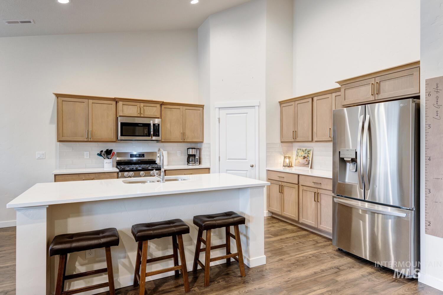 12445 Shadow River Street Caldwell, ID 83607 - Photo 11 of 37