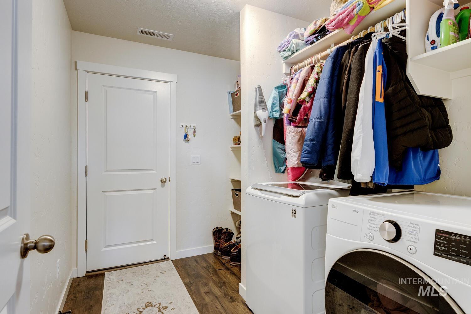 12445 Shadow River Street Caldwell, ID 83607 - Photo 30 of 37