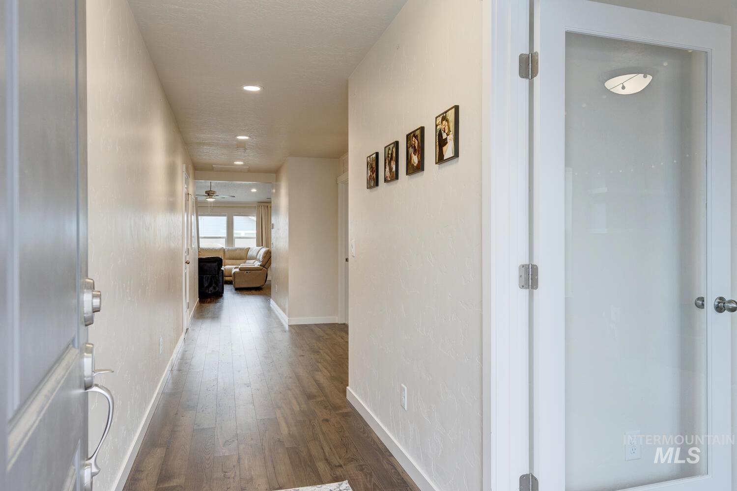 12445 Shadow River Street Caldwell, ID 83607 - Photo 3 of 37