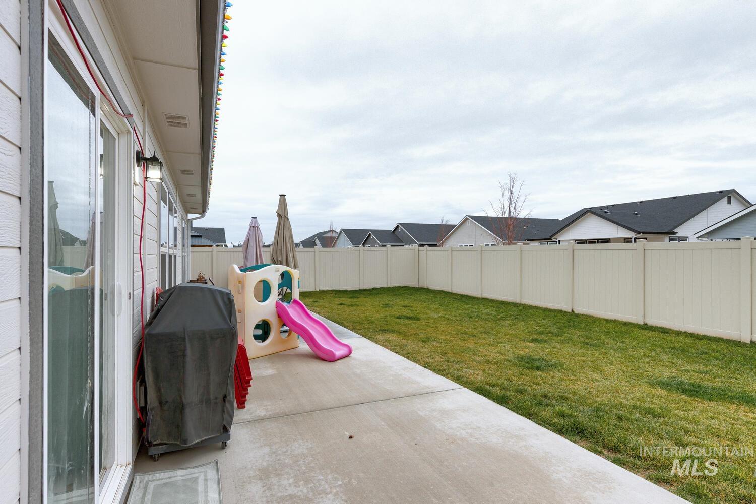 12445 Shadow River Street Caldwell, ID 83607 - Photo 31 of 37