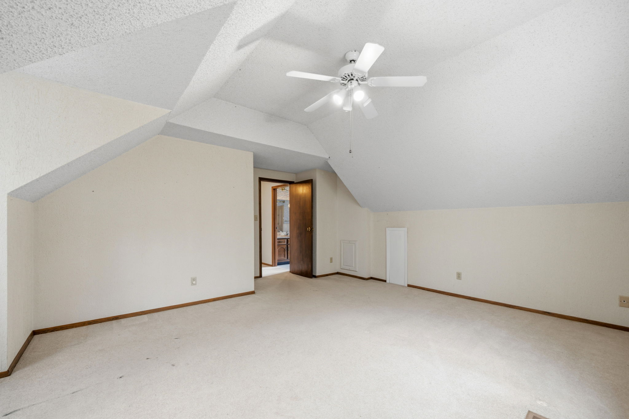 272 Old Coach Lane Elgin, TX 78621 - Photo 23 of 39
