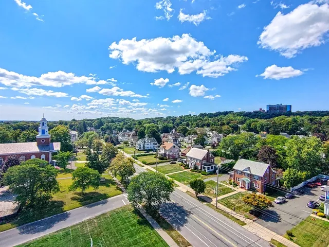 $539,900 | 1793 Northampton Street, Holyoke, MA 01040