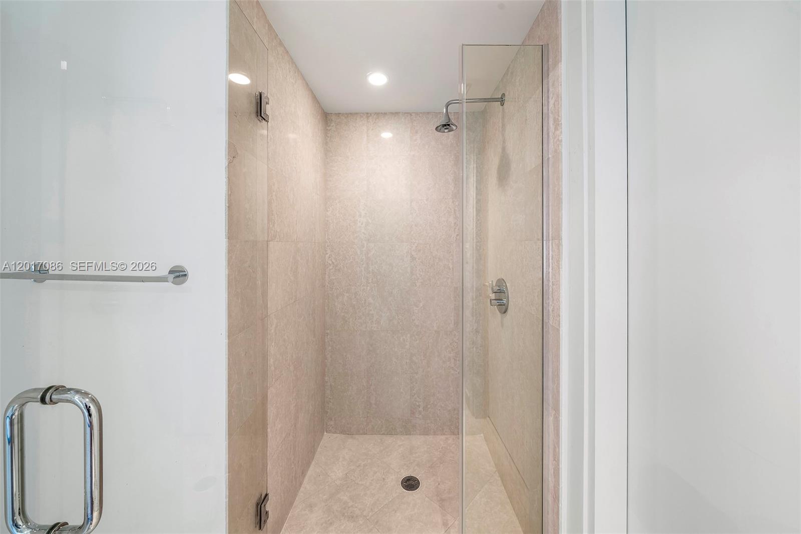 200 Biscayne Blvd Way, Unit 4308 Miami, FL 33131 - Photo 15 of 31 a bathroom with a shower