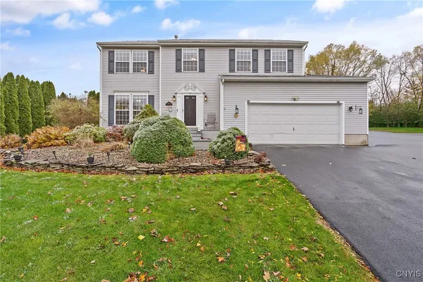$332,500 | 4036 Mary Lynn Drive, Lenox, NY 13032