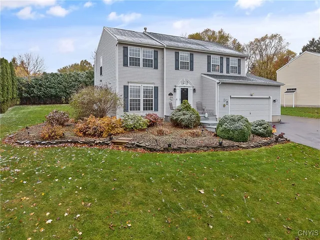 $324,900 | 4036 Mary Lynn Drive, Lenox, NY 13032