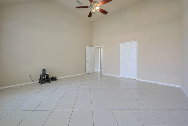 $2,700 | 2206 Grand Shore Court, Pearland, TX 77584