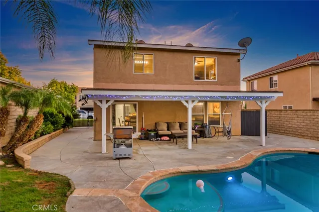 $888,000 | 28327 Gibraltar Lane, Castaic, CA 91384