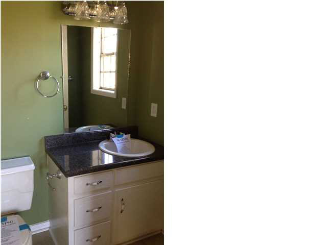 124 Reeves Road Columbus, MS 39702 - Photo 10 of 10 Master bath