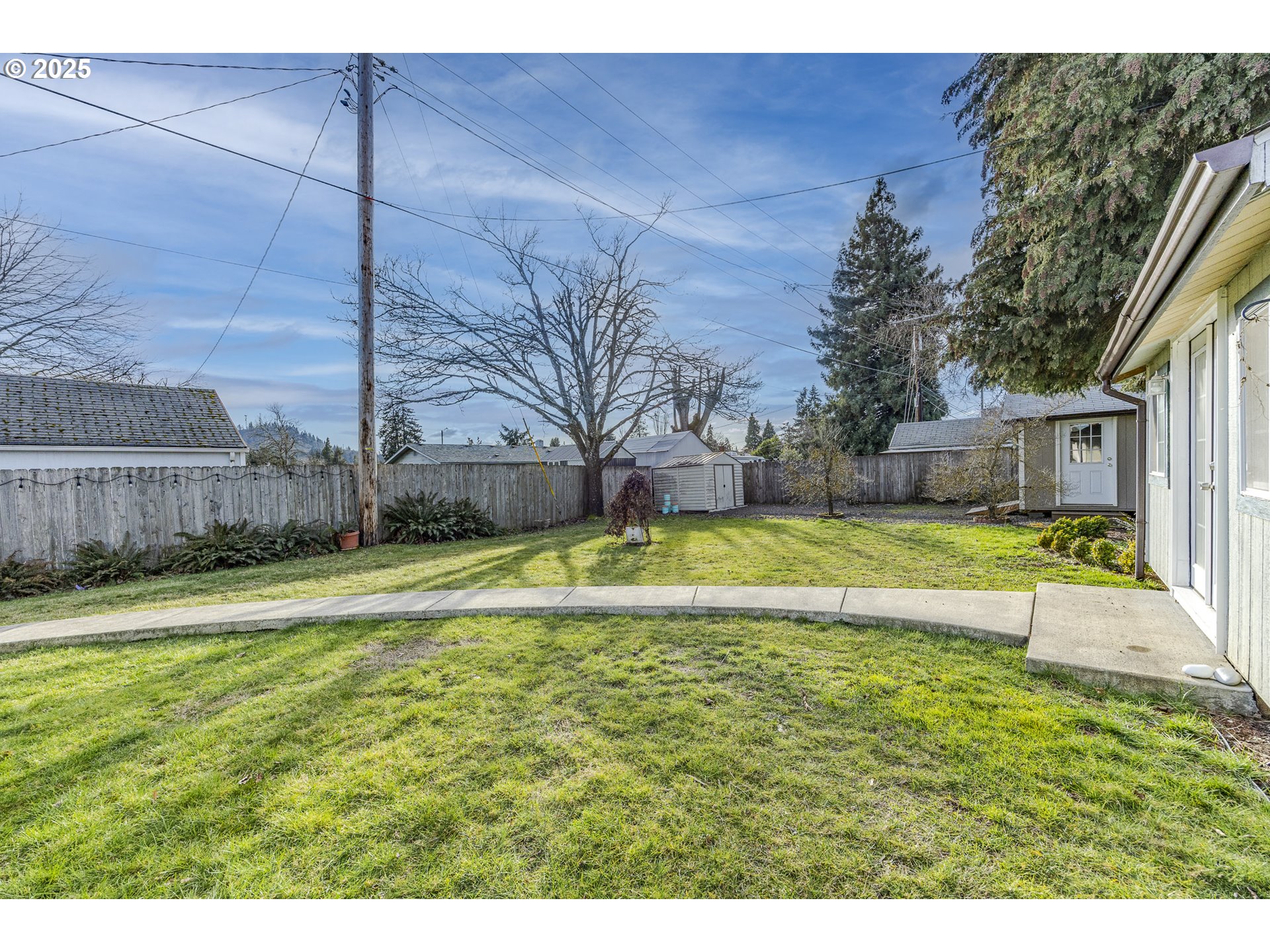 548 16th Street Springfield, OR 97477 - Photo 28 of 34