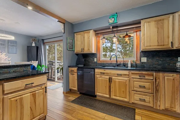 $459,900 | 45325 Forest Boulevard, Harris, MN 55032
