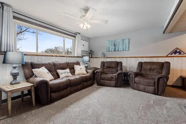 $459,900 | 45325 Forest Boulevard, Harris, MN 55032
