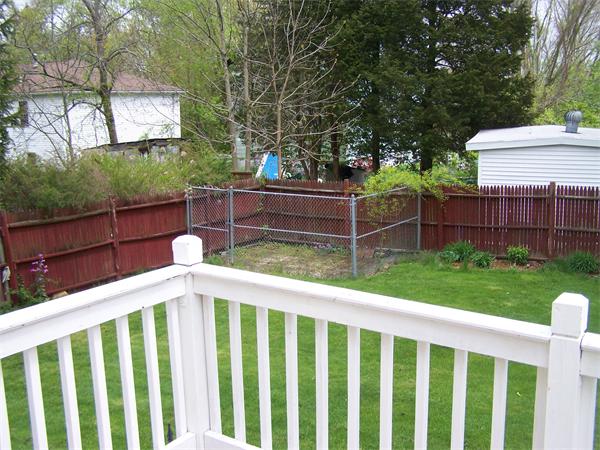 20 Lark Street Fall River, MA 02721 - Photo 3 of 11 Gallery Image 3