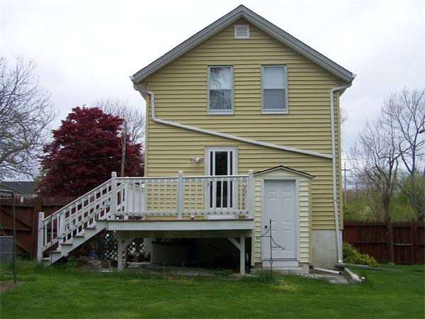 20 Lark Street Fall River, MA 02721 - Photo 4 of 11 Gallery Image 4
