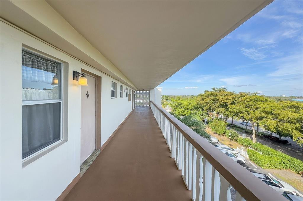 4650 Washington Street, Unit 504 Hollywood, FL 33021 - Photo 24 of 39 Photo 24