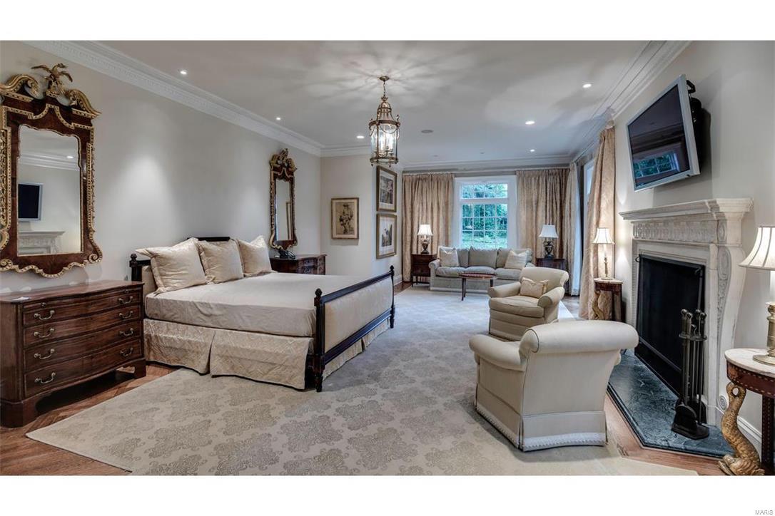 25 Upper Ladue Road Ladue, MO 63124 - Photo 22 of 47 Gallery Image 22