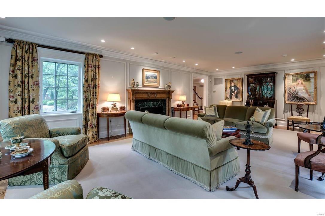 25 Upper Ladue Road Ladue, MO 63124 - Photo 10 of 47 Gallery Image 10