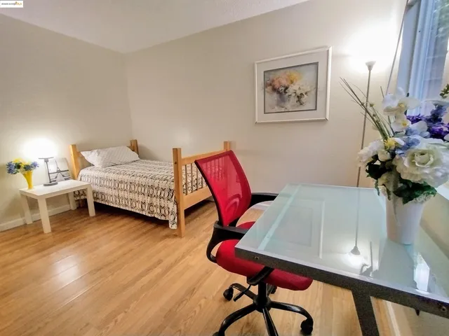 $788,000 | 4240 Adeline Street, Emeryville, CA 94608