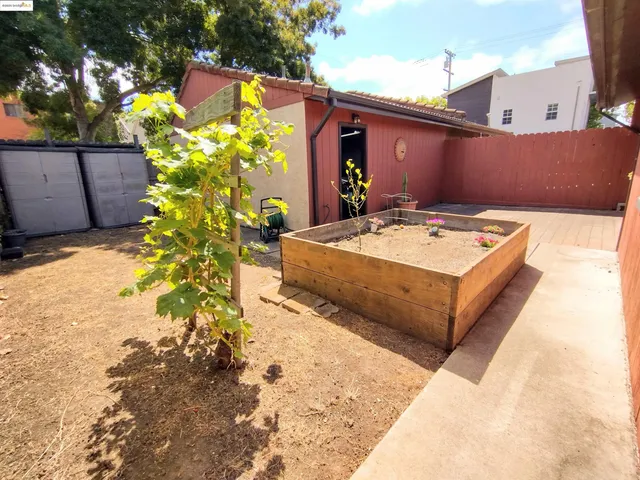 $788,000 | 4240 Adeline Street, Emeryville, CA 94608