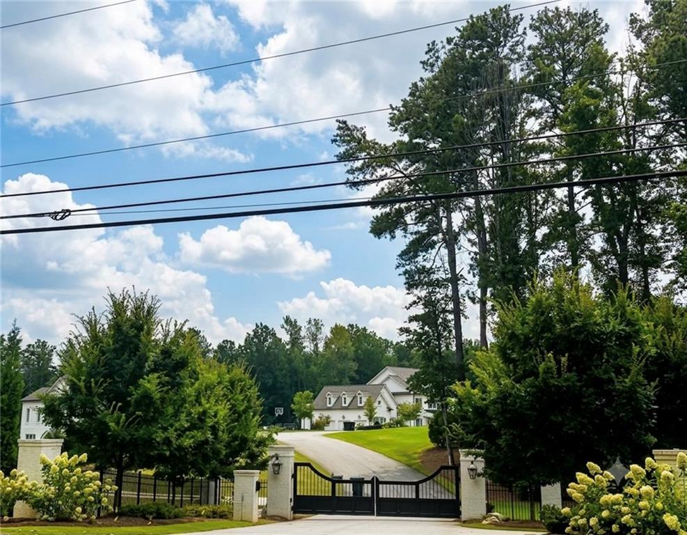 4217 Thompson Mill Road Buford, GA 30519 - Photo 3 of 12 Gallery Image 3