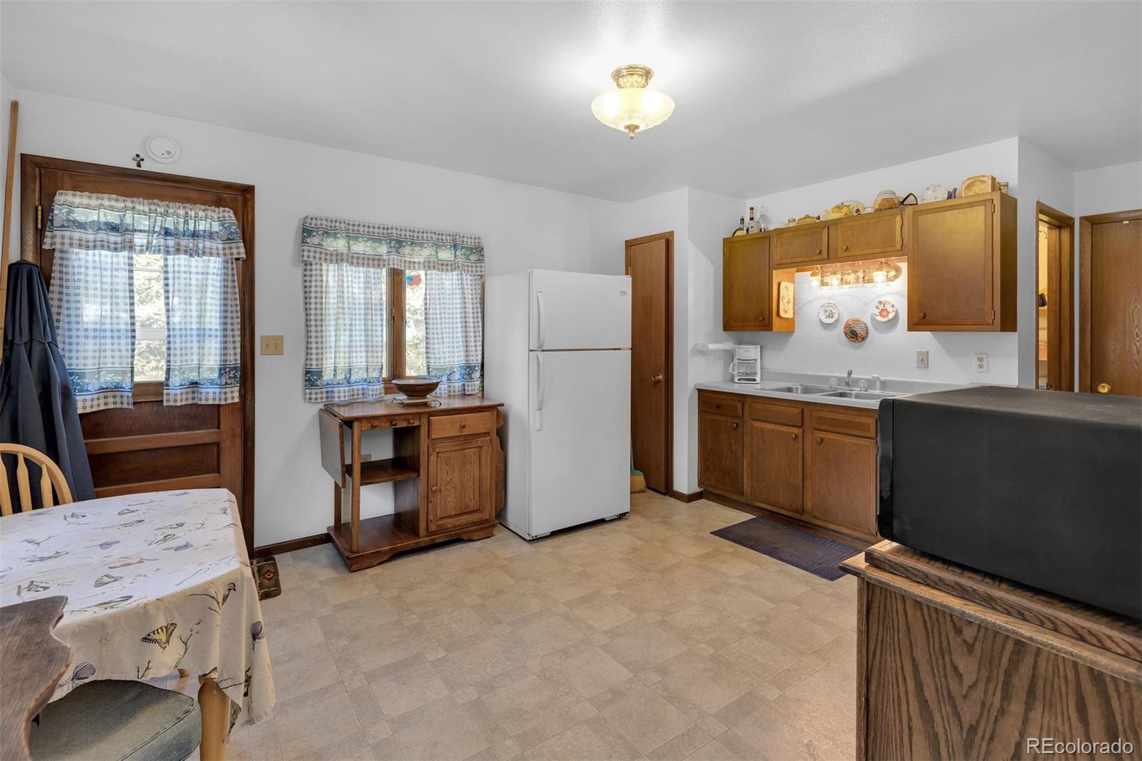 2250 Riverside Drive Lyons, CO 80540 - Photo 10 of 15 Gallery Image 10
