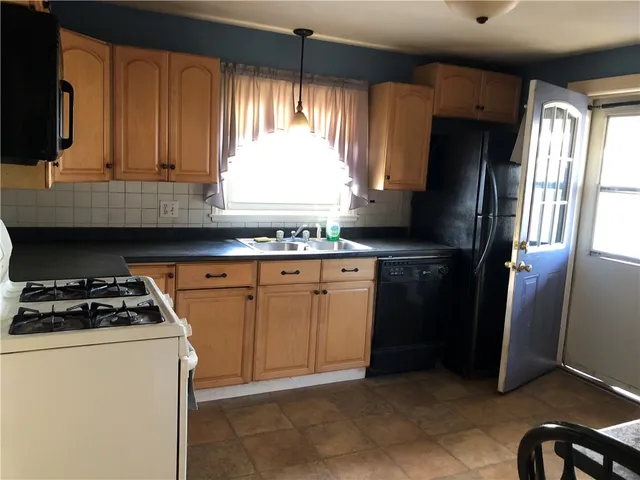 $389,000 | 27 Norman Street, Cumberland, RI 02864