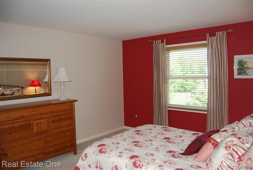 3500 Inverness Drive Rochester, MI 48306 - Photo 15 of 21 Bedroom #3