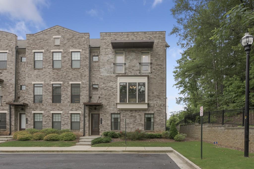 501 Alden Drive Decatur, GA 30030 - Photo 1 of 1 Welcome to Townsend at Decatur and end unit 501 Alden Drive! Being an end unit, there is an abundance of light streaming in and breathing room around you not to mention Mother Nature on your side.