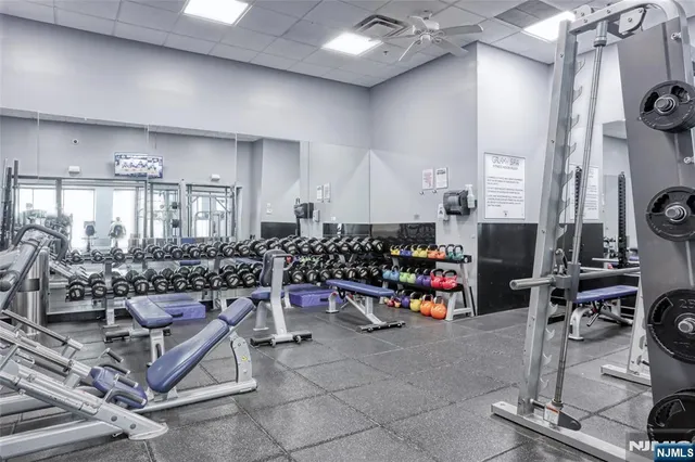 $399,000 | 7004 JFK Boulevard East, Unit 20E, Guttenberg, NJ 07093