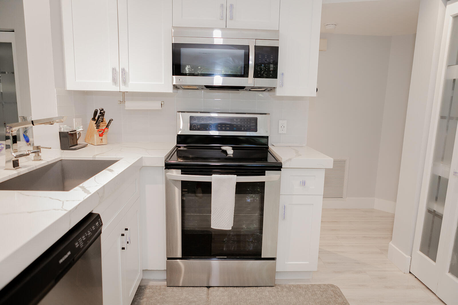 5700 Coach House Circle, Unit D Boca Raton, FL 33486 - Photo 13 of 20 4B6A6879