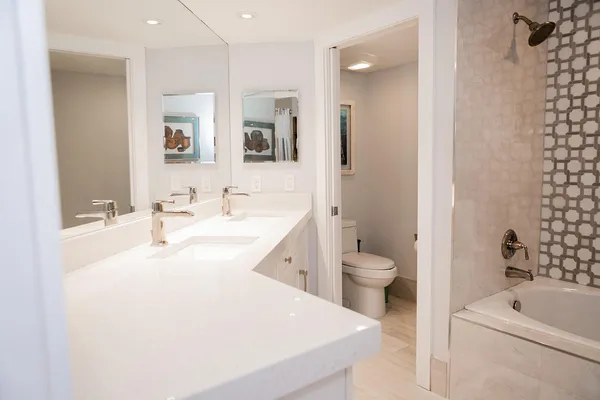 $4,300 | 5700 Coach House Circle, Unit D, Boca Raton, FL 33486