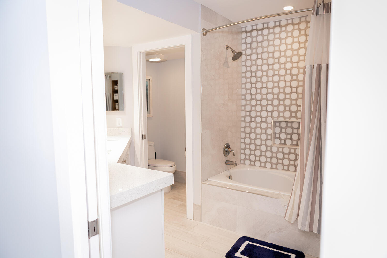 5700 Coach House Circle, Unit D Boca Raton, FL 33486 - Photo 17 of 20 4B6A6829