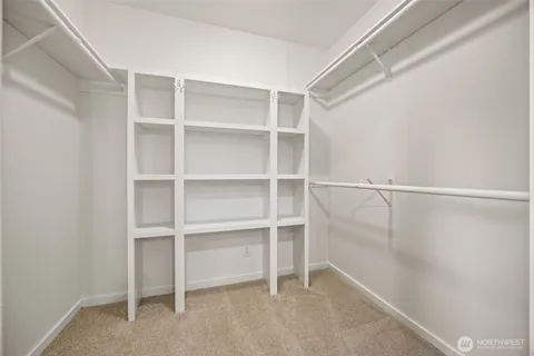 $850,000 | 17442 Northeast 40th Place, Unit D3, Redmond, WA 98052