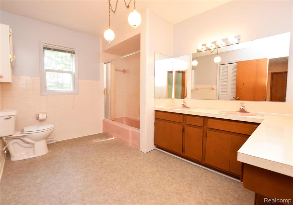 10490 East Brooks Road Lennon, MI 48449 - Photo 12 of 16