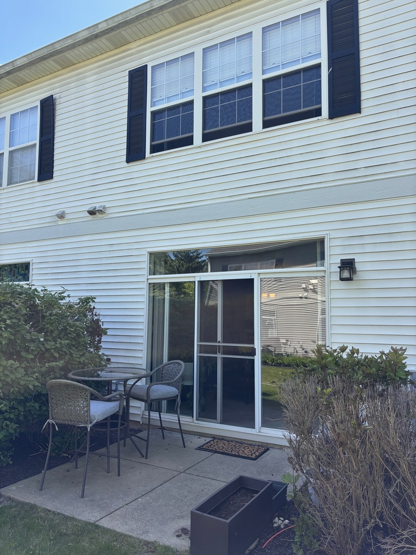 3142 Falling Waters Lane, Unit 3142 Lindenhurst, IL 60046 - Photo 30 of 33