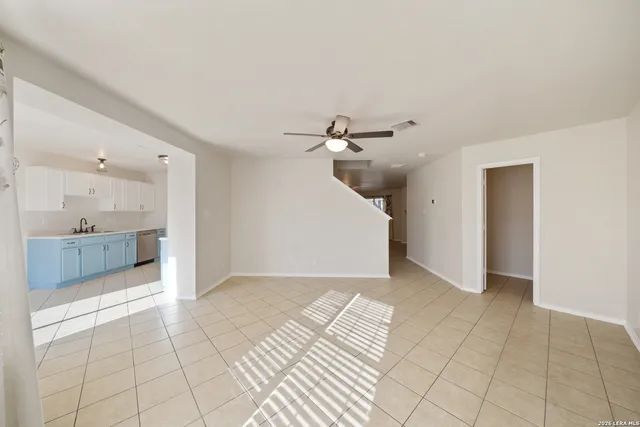 $1,745 | 11126 Acuff, San Antonio, TX 78254