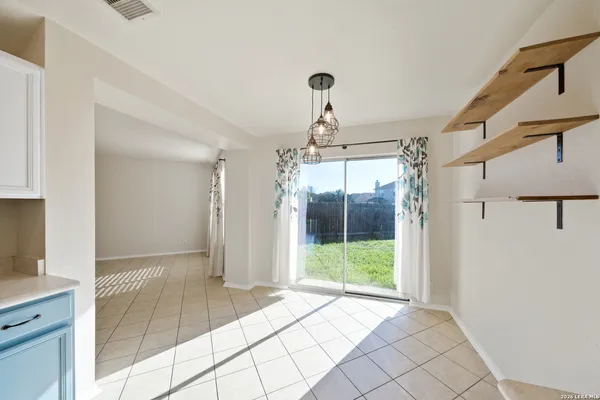 $1,645 | 11126 Acuff, San Antonio, TX 78254