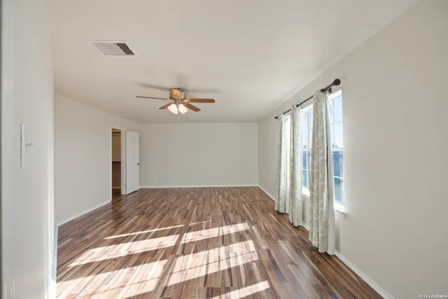 $1,745 | 11126 Acuff, San Antonio, TX 78254