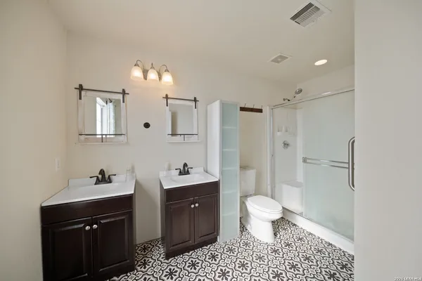 $1,645 | 11126 Acuff, San Antonio, TX 78254