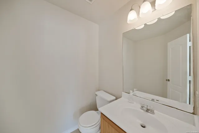 $1,745 | 11126 Acuff, San Antonio, TX 78254